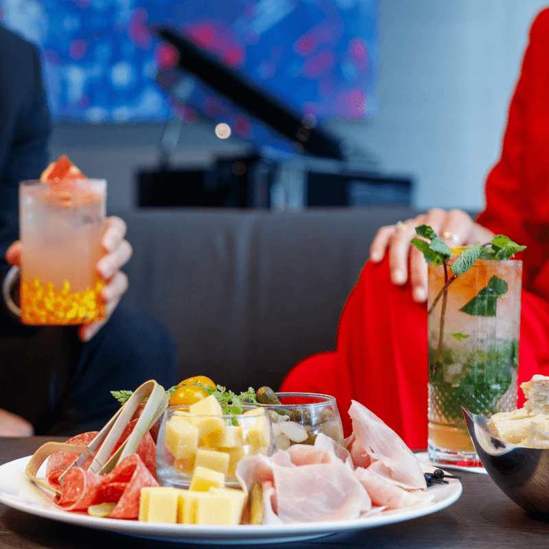 After work by Le Piano Bar